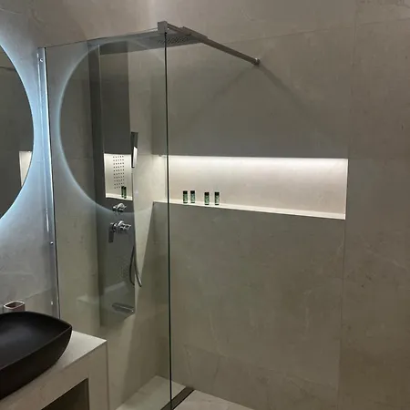 아파트 Alikkis Cosmopolitan *