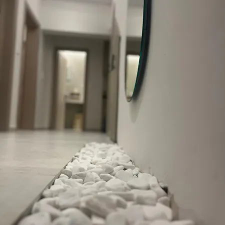 Alikkis Cosmopolitan 아파트